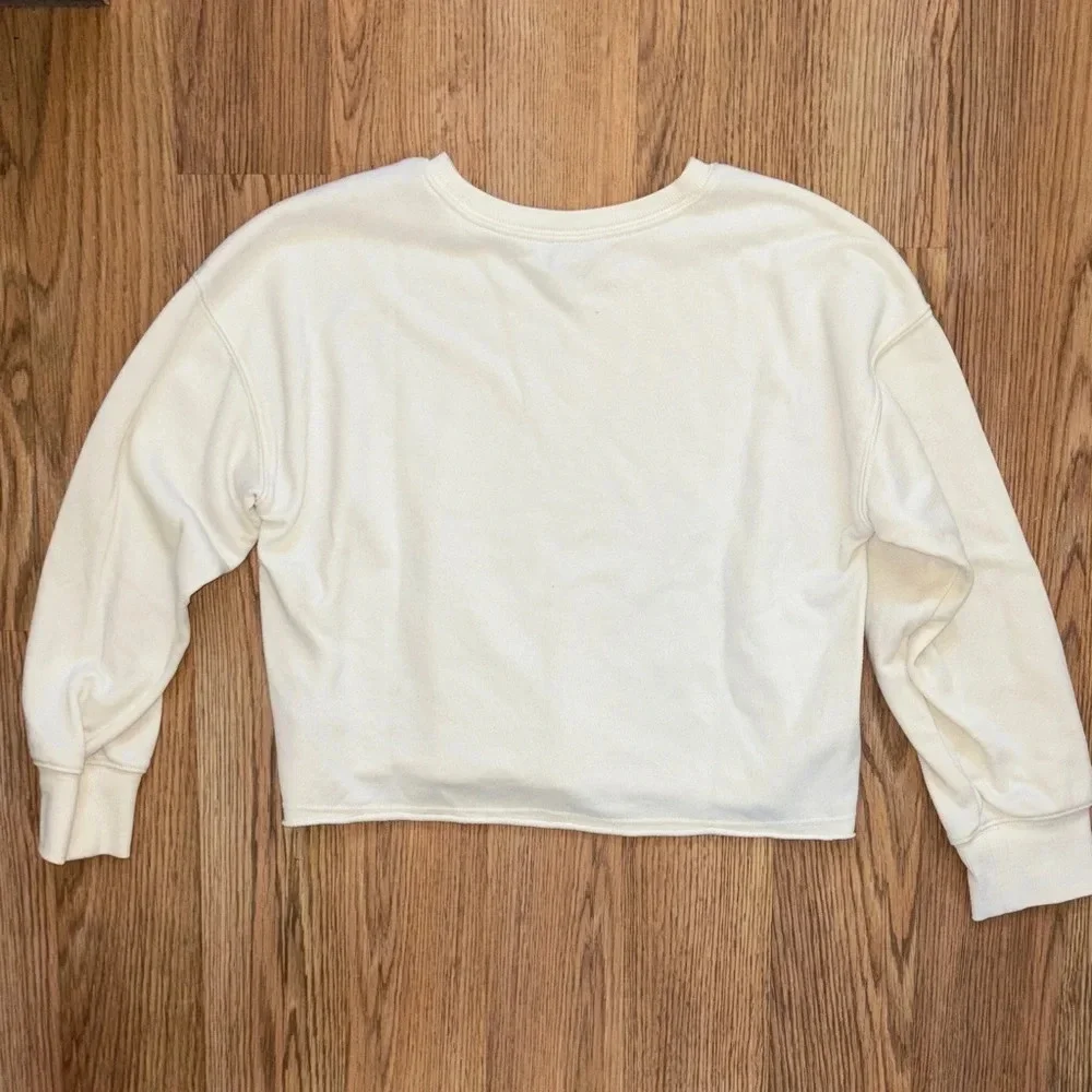 Old Navy White Sweatshirt with Multicolor Logo